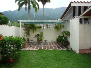 EILEEN CASTILLO Casa En Venta En Maracay - El Castaño (Zona Privada) Código FLEX: 11-8178 No.3