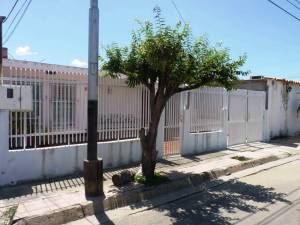 EILEEN CASTILLO Casa Venta Palo Negro Conjunto Residencial  Palo Negro FLEXMLS-11-8173