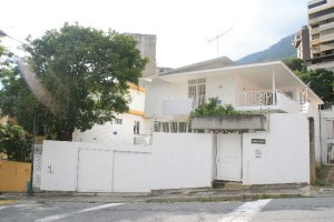 INMOBILIRIA CCCT Casa En Venta En Caracas - Altamira C&oacute;digo FLEX: 11-8224