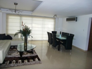 SORVELY SANCHEZ Apartamento En Venta En Valencia - El Parral C&oacute;digo FLEX: 11-8250 No.3