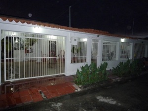 EILEEN CASTILLO Casa En Venta En Palo Negro - Conjunto Residencial Palo Negro Código FLEX: 11-8199 No.1