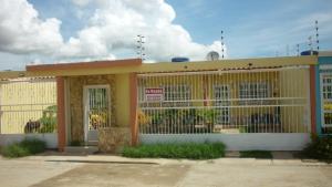 Venta - Casa En Punto Fijo - Punto Fijoimage fachada RAH:11-8319