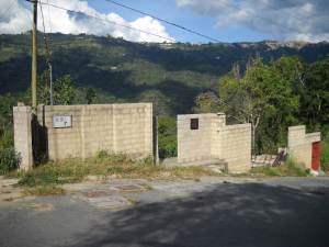INMOBILIRIA CCCT Casa En Venta En Caracas - Caicaguana C&oacute;digo FLEX: 11-8383