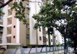 LUIS MONTENEGRO Rif V-02523213-1 Apartamento Venta Valencia Valles de Camoruco FLEXMLS-11-8412
