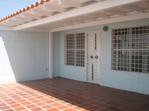 Venta - Casa En Punto Fijo - Caja de Aguaimage fachada RAH:11-8431
