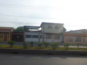 JUSMERI ESPINA Terreno Comercial En Venta En Cabimas - Carretera H C&oacute;digo FLEX: 11-8439 No.0