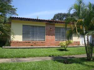 MARIA ALBA GIORDANO Casa En Venta En Valencia - Lomas del Este C&oacute;digo FLEX: 11-8511