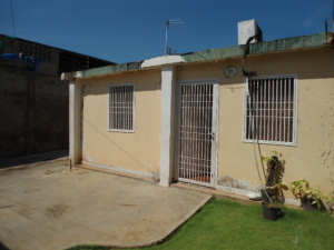 JUSMERI ESPINA Casa Venta Maracaibo Carretera a Perija FLEXMLS-11-8529