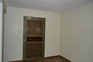 CARMI�A & ASOCIADOS Apartamento En Venta En Maracaibo - Valle Frio C&oacute;digo FLEX: 11-8580 No.8