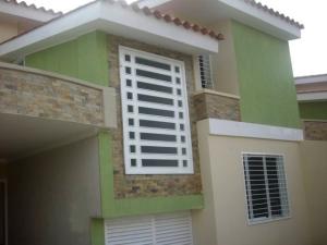 EILEEN CASTILLO Townhouse En Venta En Maracay - La Morita Código FLEX: 11-8628 No.1