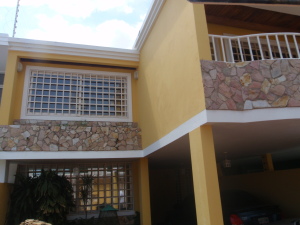 JUSMERI ESPINA Townhouse En Venta En Maracaibo - Lago Mar Beach C&oacute;digo FLEX: 11-8631 No.3