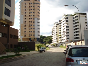 LISETH GONZALEZ Apartamento Venta Valencia Sabana Larga FLEXMLS-11-8635