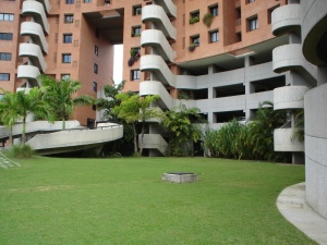 ERNESTO JIMENEZ Apartamento En Venta En Caracas - La Trinidad C&oacute;digo FLEX: 11-8708 No.1
