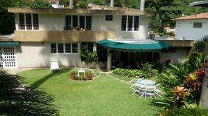 NURIA ROCAS Casa En Venta En Caracas - Prados del Este C&oacute;digo FLEX: 11-8802