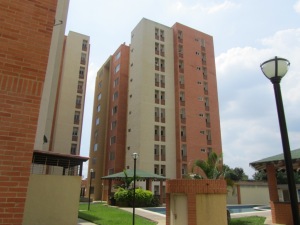 FRANQUICIA COMERCIAL GARIBALDI VALENCIA. Alquiler y venta de inmuebles a nivel nacional. Apartamento En Venta En Valencia - El Rincon C&oacute;digo FLEX: 11-8825
