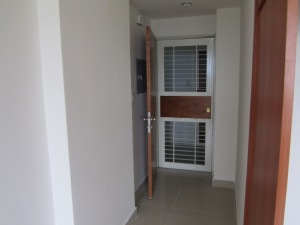 LUIS MONTENEGRO Rif V-02523213-1 Apartamento En Venta En Valencia - El Rincon C&oacute;digo FLEX: 11-8825 No.2