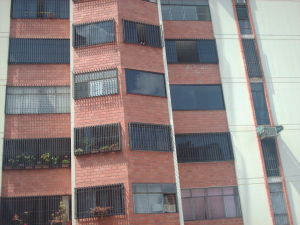 YENNY CARRERA Apartamento Venta Municipio Naguanagua La Granja FLEXMLS-11-8874