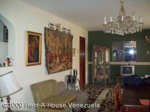 MARIEDOS DAVALILLO Apartamento En Venta En Maracaibo - Calle 72 C&oacute;digo FLEX: 11-8944 No.9