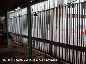 DORIS ACOSTA Edificio En Venta En Maracaibo - Avenida El Milagro C&oacute;digo FLEX: 11-8945 No.1