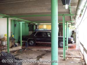 DORIS ACOSTA Edificio En Venta En Maracaibo - Avenida El Milagro C&oacute;digo FLEX: 11-8945 No.2