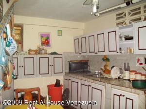 DORIS ACOSTA Edificio En Venta En Maracaibo - Avenida El Milagro C&oacute;digo FLEX: 11-8945 No.6