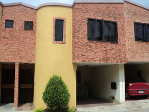 Rent A House Estela Beatriz P�rez Franquicia Personal - Valencia Estado Carabobo - Venezuela  www.alquilovendoinmuebles.com Townhouse Venta Valencia La Entrada FLEXMLS-11-8951