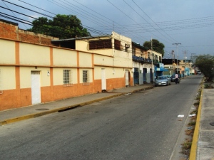 EILEEN CASTILLO Casa En Venta En Maracay - Barrio Bolivar Código FLEX: 11-8980 No.1