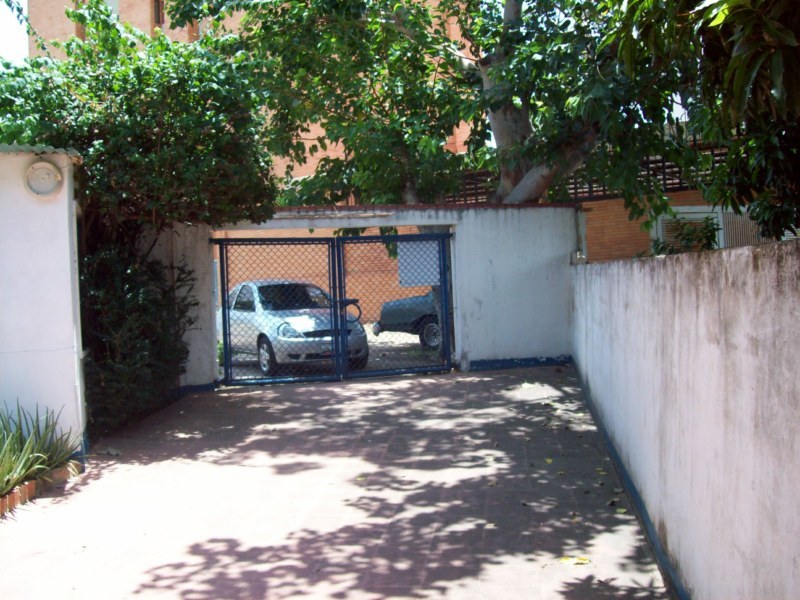         ANGEL PINTON Terreno Comercial en Venta en La Lago en Maracaibo C&oacute;digo: 11-8981 No.1