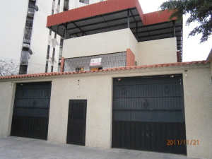 EILEEN CASTILLO Casa Venta Maracay Avenida 19 de Abril FLEXMLS-11-9025