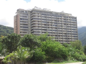 OSCAR ENRIQUE CASTRO RODRIGUEZ Apartamento Venta La Guaira Camuri Grande FLEXMLS-11-9086