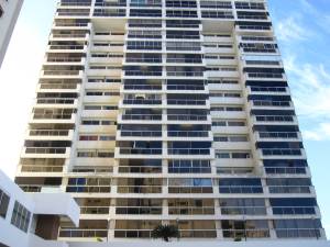 CLAUDIA MARRERO Y MIGUEL SANCHEZ Apartamento Venta Catia La Mar Playa Grande FLEXMLS-11-9107