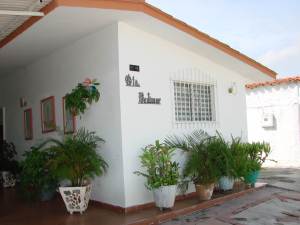 Rent A House Estela Beatriz P�rez Franquicia Personal - Valencia Estado Carabobo - Venezuela  www.alquilovendoinmuebles.com Casa Venta Valencia Flor Amarillo FLEXMLS-11-9133