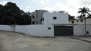 NURIA ROCAS Casa En Venta En Caracas - Prados del Este C&oacute;digo FLEX: 11-9121