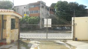 CARMI�A & ASOCIADOS Townhouse En Venta En Maracaibo - Juana de Avila C&oacute;digo FLEX: 11-9242 No.1