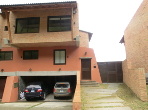 ANARELLA CURIEL Townhouse Venta Caracas Alto Hatillo FLEXMLS-11-9265