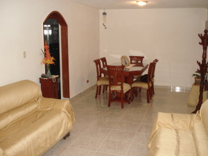 EILEEN CASTILLO Apartamento En Venta En Turmero - La Montaña Código FLEX: 11-9390 No.1