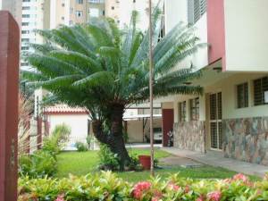 LISETH GONZALEZ Apartamento Venta Valencia Valles de Camoruco FLEXMLS-11-9397