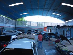 JUSMERI ESPINA Local Comercial En Venta En Maracaibo - Avenida Milagro Norte C&oacute;digo FLEX: 11-9400 No.1