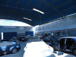 JUSMERI ESPINA Local Comercial En Venta En Maracaibo - Avenida Milagro Norte C&oacute;digo FLEX: 11-9400 No.8