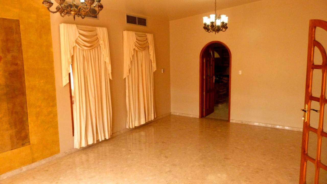 ANGEL PINTON Casa en Venta en La California en Maracaibo Código: 11-9415 No.4