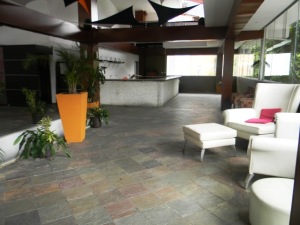 Bel�n Mar�n y David Del Corral Local Comercial En Alquiler En Caracas - Altamira C&oacute;digo FLEX: 12-8 No.7