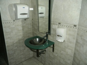 Bel�n Mar�n y David Del Corral Local Comercial En Alquiler En Caracas - Altamira C&oacute;digo FLEX: 12-1 No.8