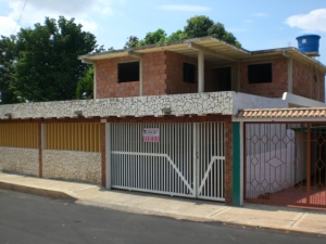 CARMI�A & ASOCIADOS Casa Venta Maracaibo Lago Azul FLEXMLS-12-40