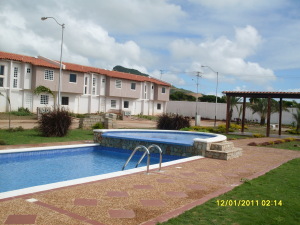 PEDRO ARNAL Townhouse Venta Municipio Mariño Porlamar Macho Muerto FLEXMLS-10-4619