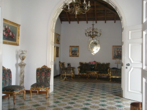 FRANQUICIA COMERCIAL GARIBALDI VALENCIA. Alquiler y venta de inmuebles a nivel nacional. Casa En Venta En Valencia - Guataparo Country Club C&oacute;digo FLEX: 12-82 No.3