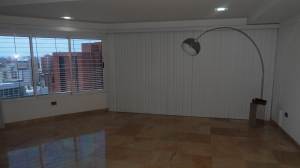 CARMI�A & ASOCIADOS Apartamento En Venta En Maracaibo - La Lago C&oacute;digo FLEX: 12-84 No.7