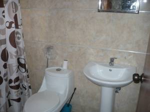 FRANQUICIA COMERCIAL GARIBALDI VALENCIA. Alquiler y venta de inmuebles a nivel nacional. Apartamento En Venta En Valencia - El Parral C&oacute;digo FLEX: 12-126 No.7