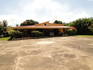 MARIA ALBA GIORDANO Casa En Venta En Valencia - Safari Country Club C&oacute;digo FLEX: 12-143 No.0