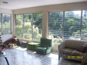 ERNESTO JIMENEZ Casa En Venta En Caracas - Las Palmas C&oacute;digo FLEX: 12-153 No.2