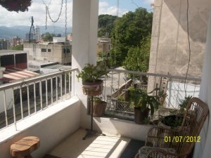 ERNESTO JIMENEZ Casa En Venta En Caracas - Las Palmas C&oacute;digo FLEX: 12-153 No.3